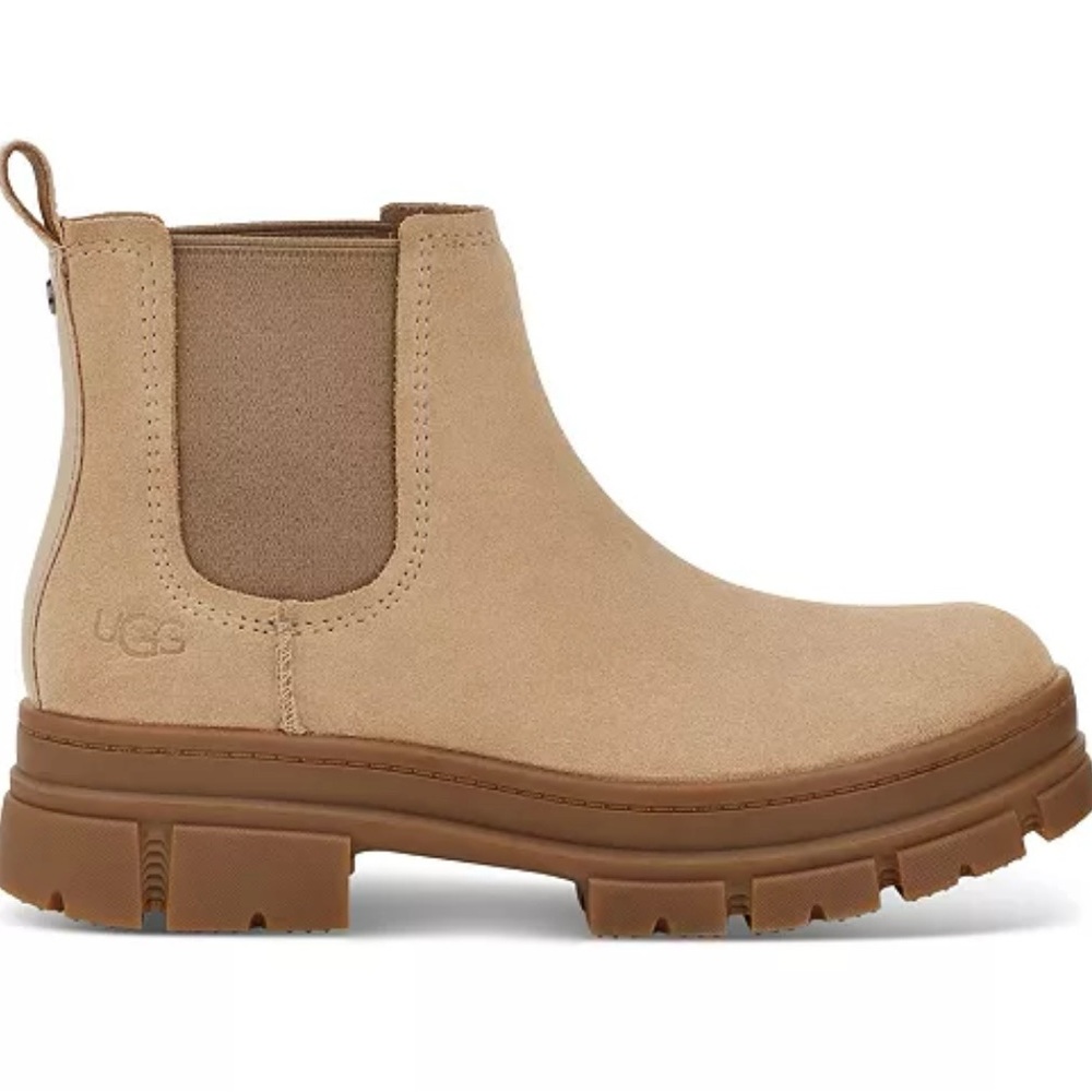 Ugg Ashton Waterproof Lug-Sole Chelsea Boots